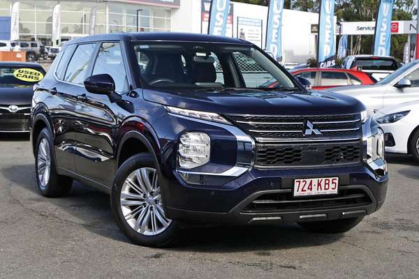 2023 Mitsubishi Outlander ES ZM