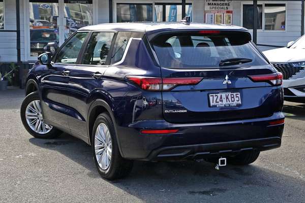 2023 Mitsubishi Outlander ES ZM