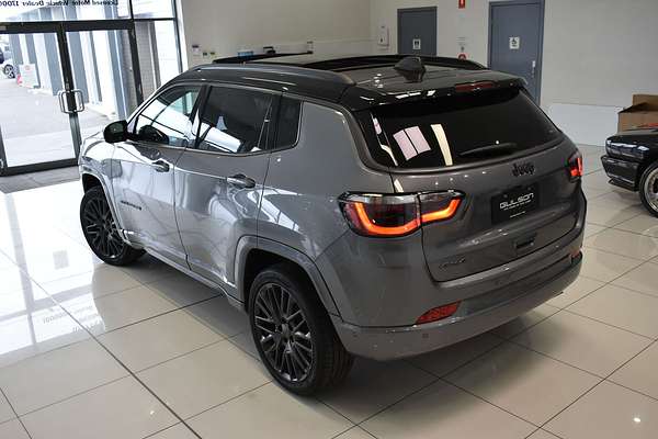 2023 Jeep Compass S-Limited M6