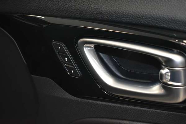 2023 Jeep Compass S-Limited M6
