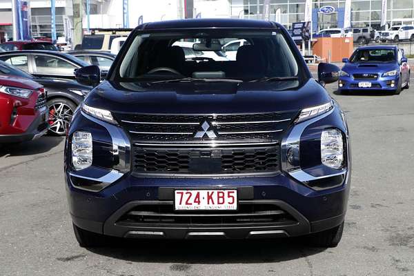 2023 Mitsubishi Outlander ES ZM