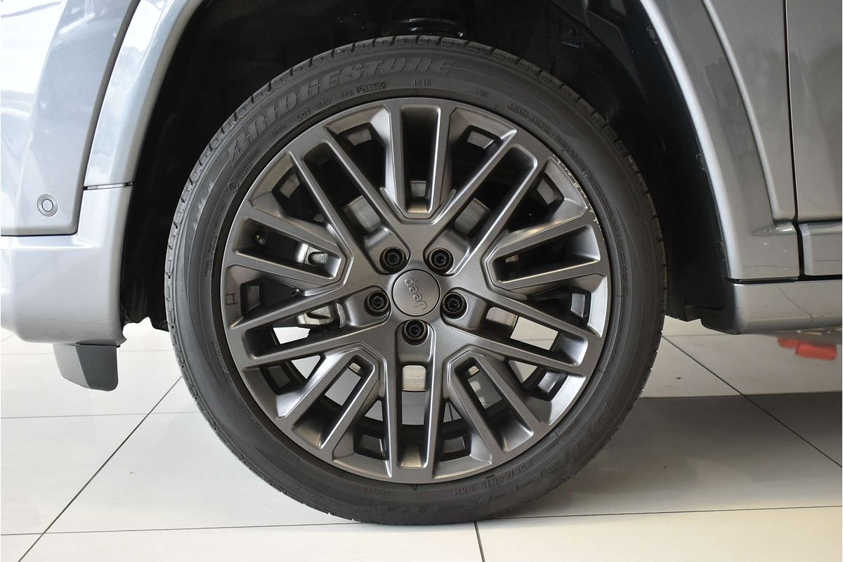 2023 Jeep Compass S-Limited M6