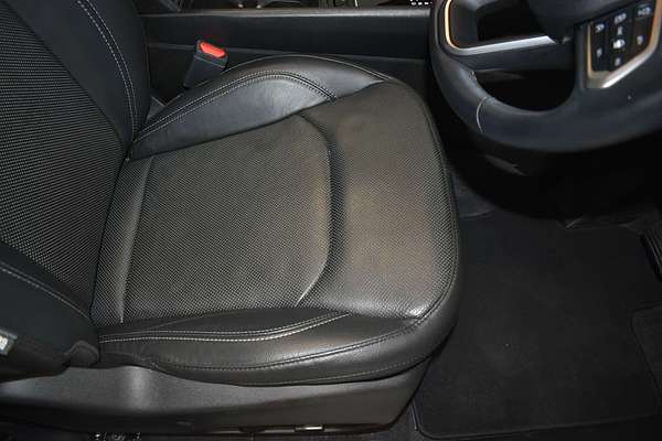 2023 Jeep Compass S-Limited M6