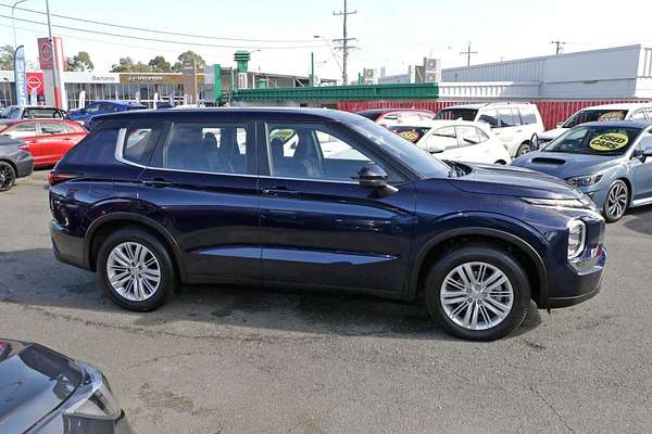 2023 Mitsubishi Outlander ES ZM
