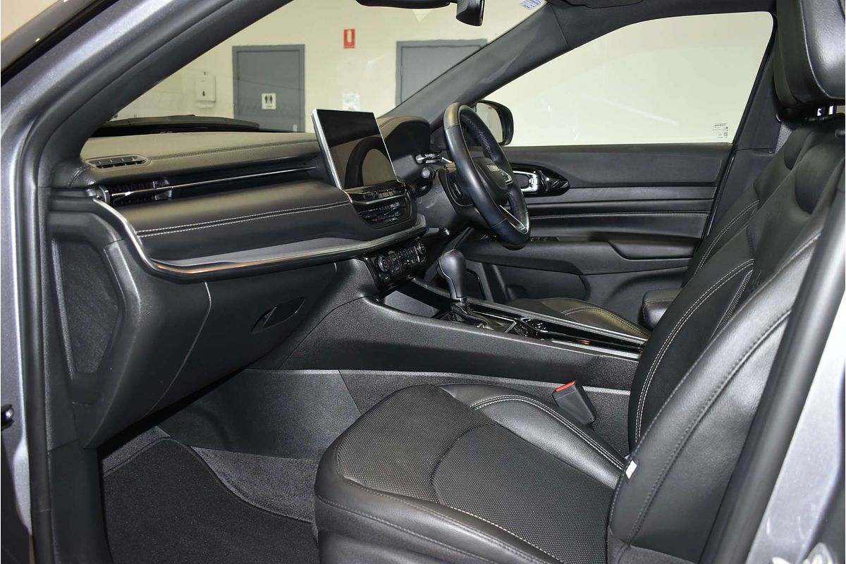 2023 Jeep Compass S-Limited M6