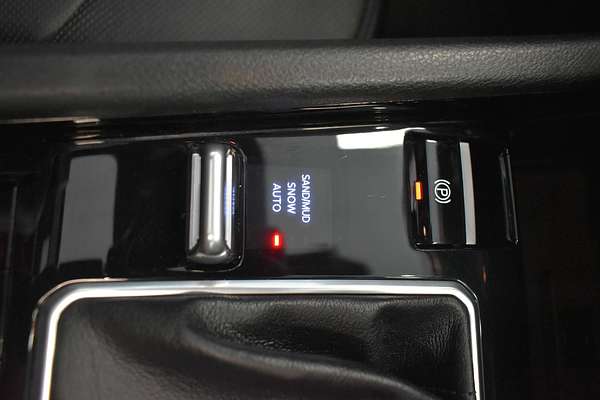 2023 Jeep Compass S-Limited M6