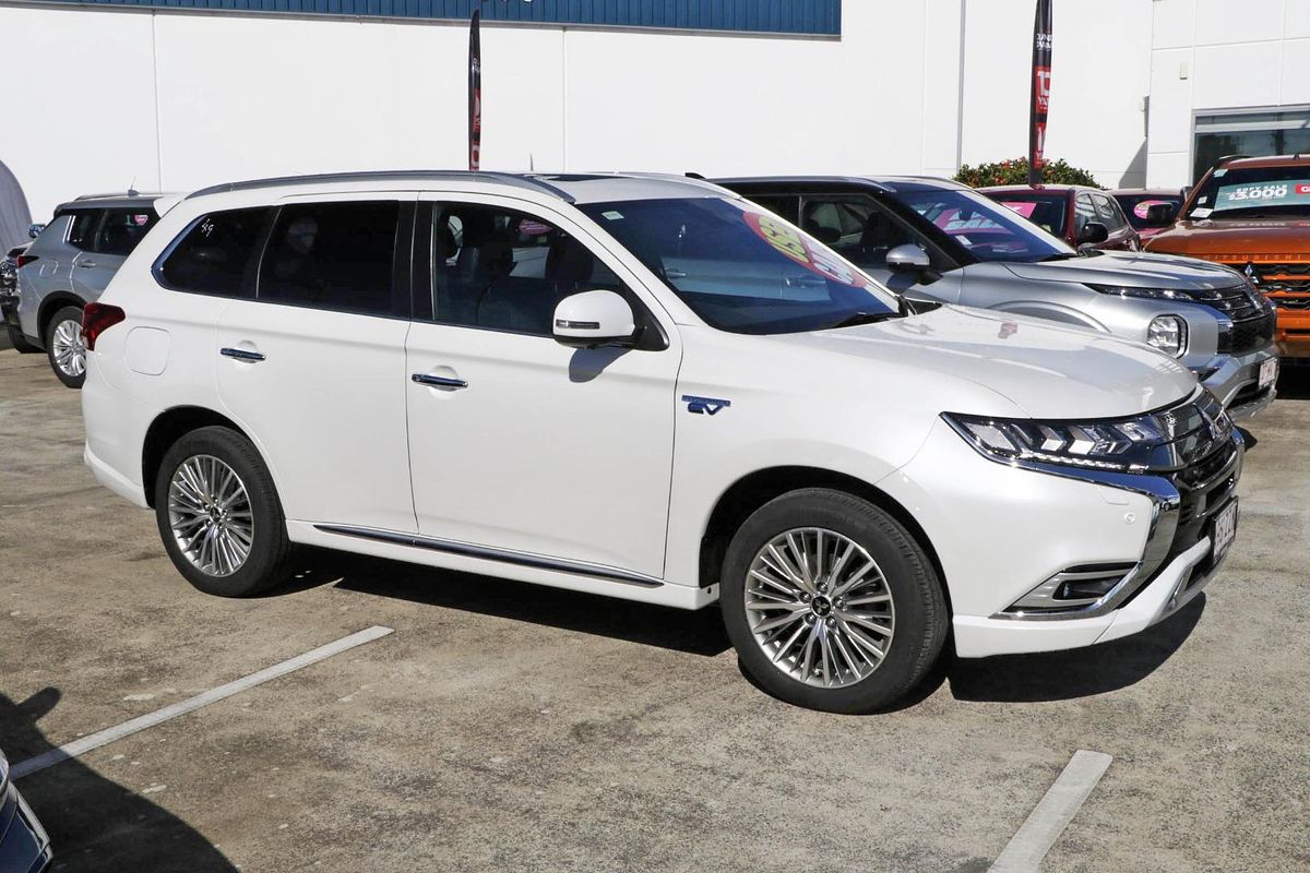 2019 Mitsubishi Outlander PHEV Exceed ZL
