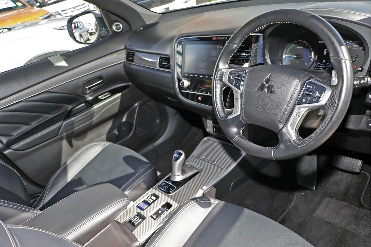 2019 Mitsubishi Outlander PHEV Exceed ZL
