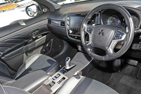 2019 Mitsubishi Outlander PHEV Exceed ZL