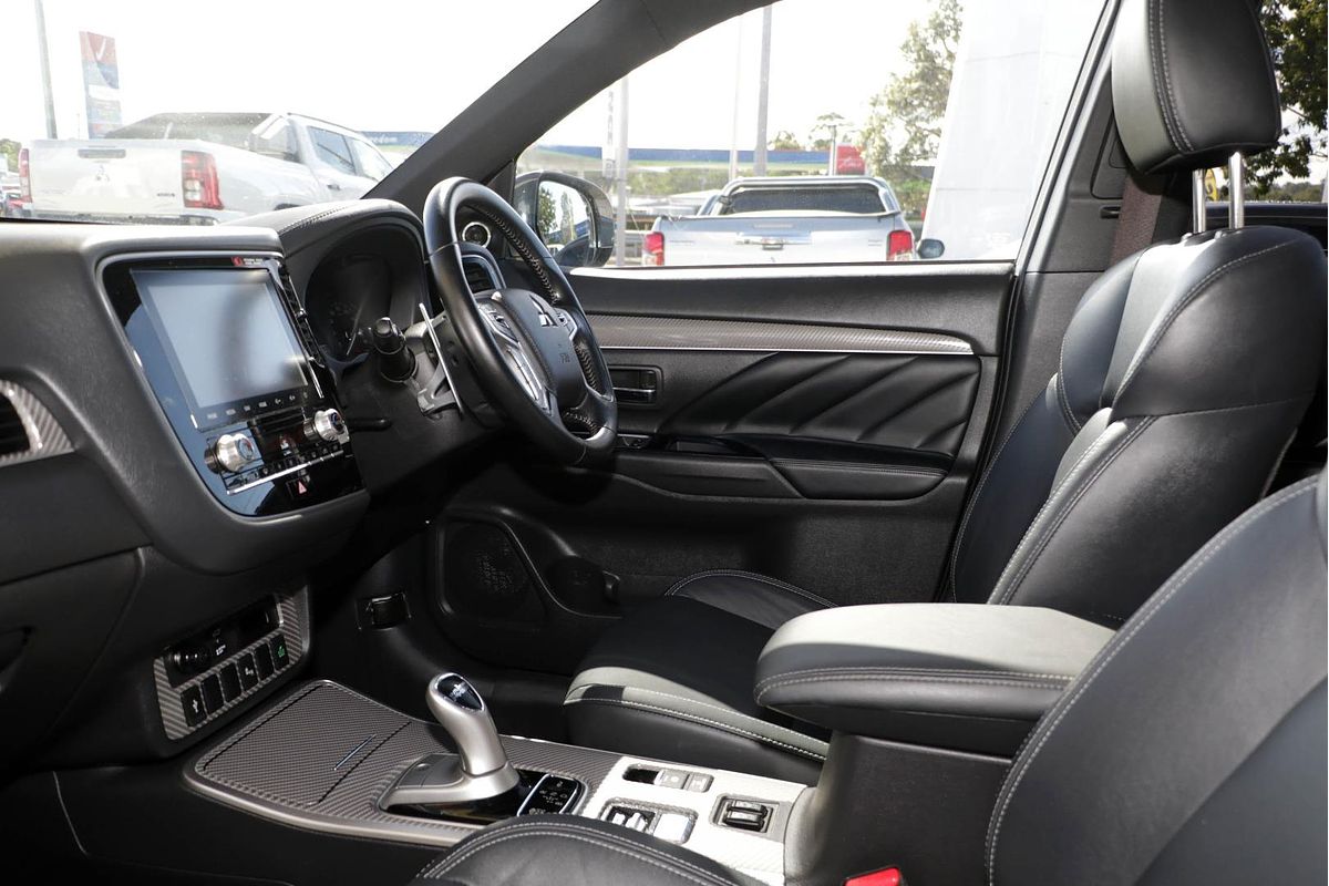 2019 Mitsubishi Outlander PHEV Exceed ZL