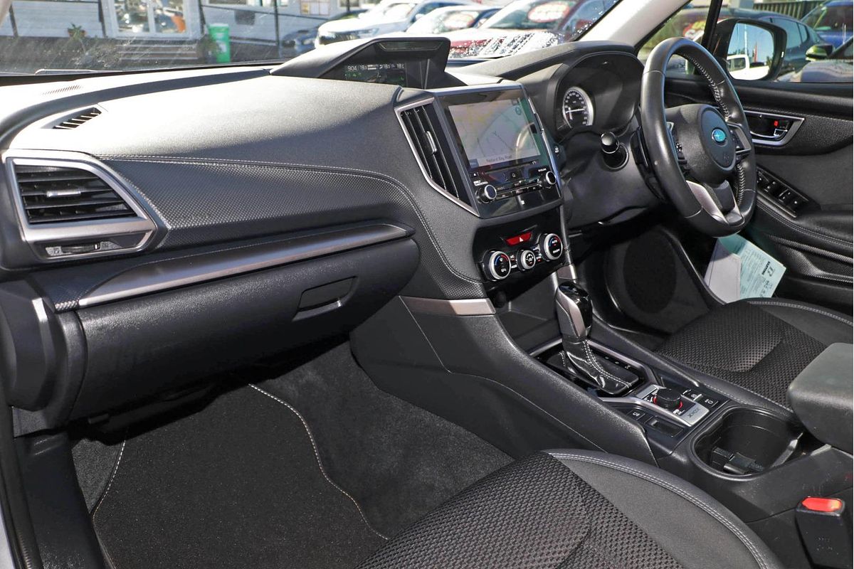 2019 Subaru Forester 2.5i Premium S5
