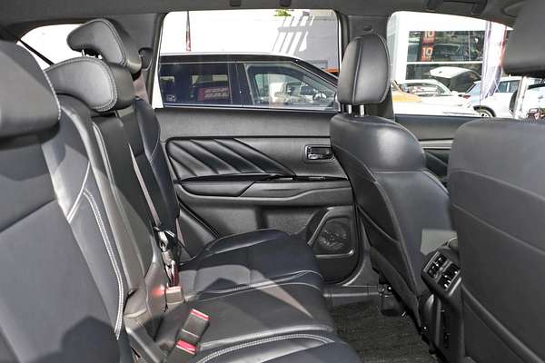2019 Mitsubishi Outlander PHEV Exceed ZL