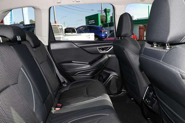 2019 Subaru Forester 2.5i Premium S5