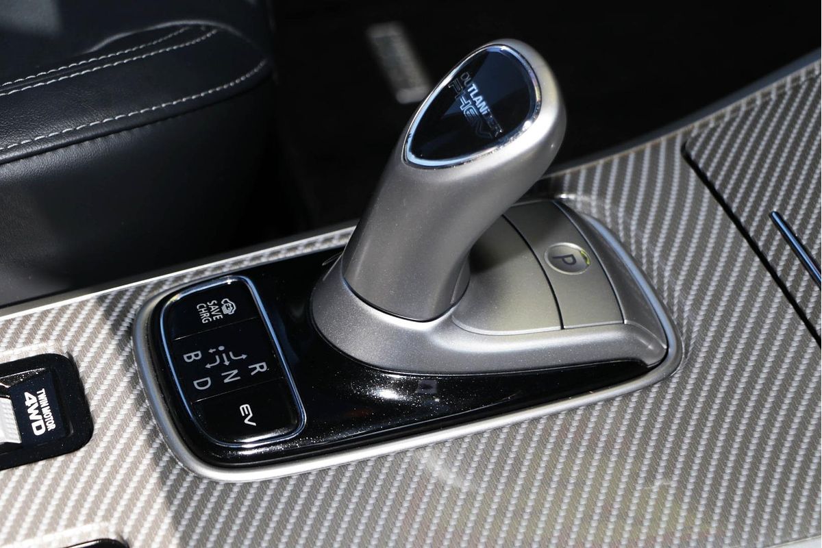 2019 Mitsubishi Outlander PHEV Exceed ZL