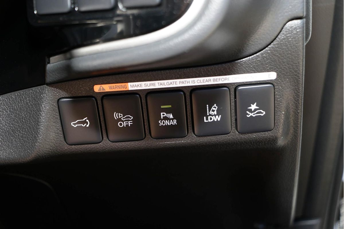 2019 Mitsubishi Outlander PHEV Exceed ZL