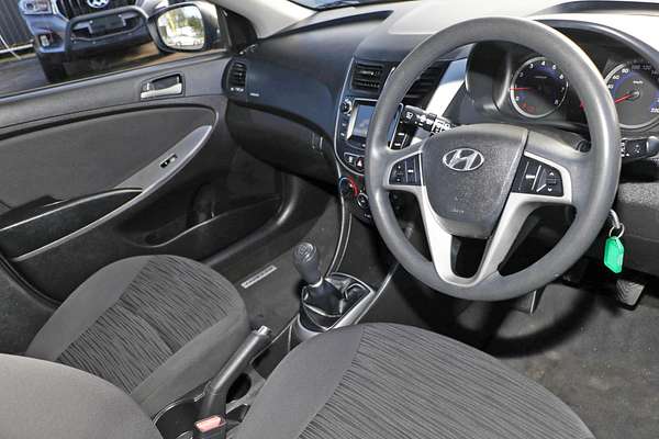 2016 Hyundai Accent Active RB3