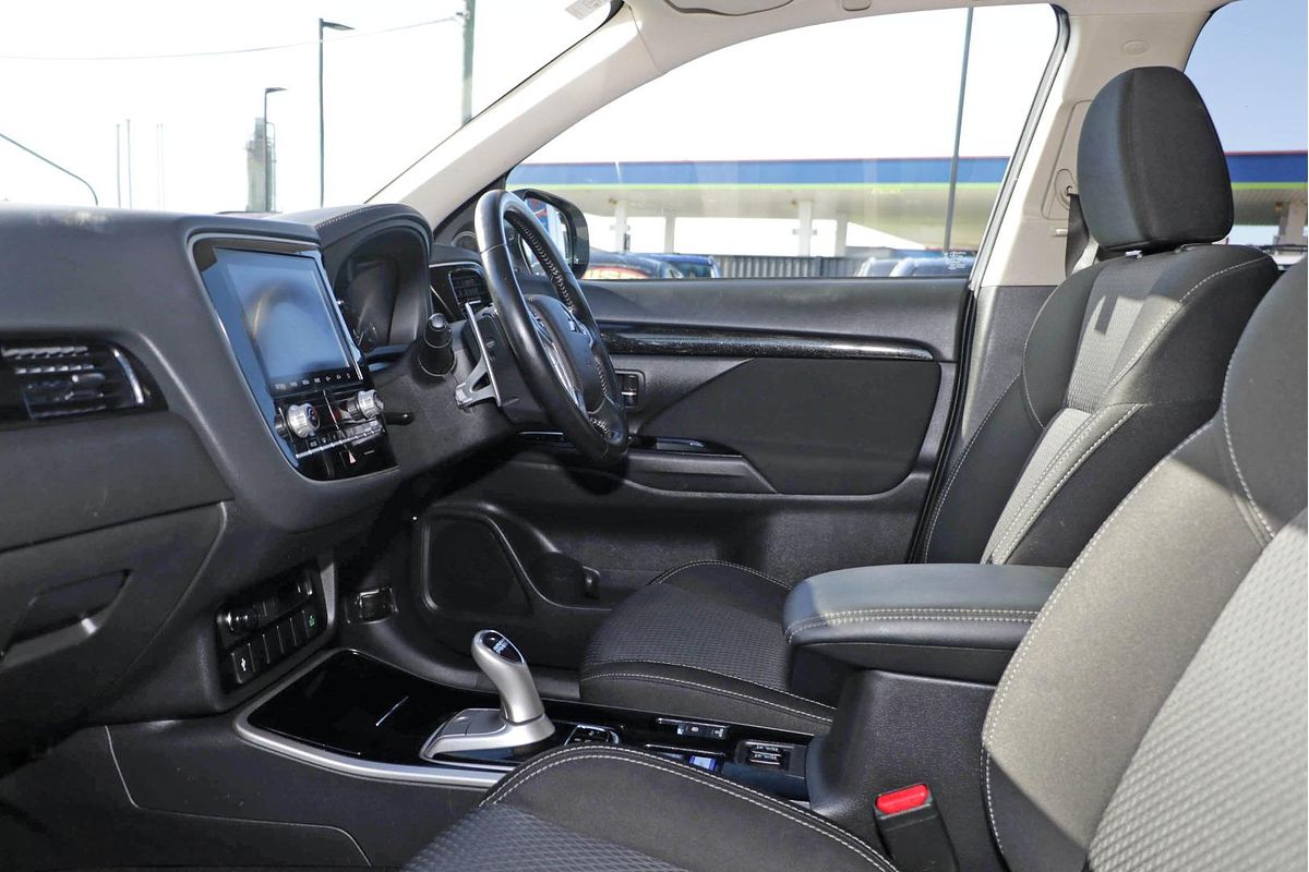 2019 Mitsubishi Outlander PHEV ES ADAS ZL