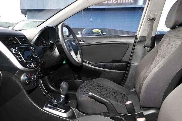 2016 Hyundai Accent Active RB3