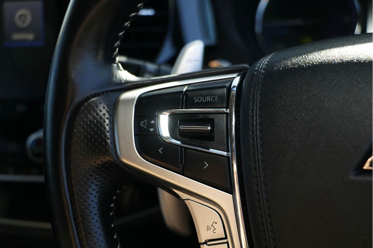 2019 Mitsubishi Outlander PHEV ES ADAS ZL
