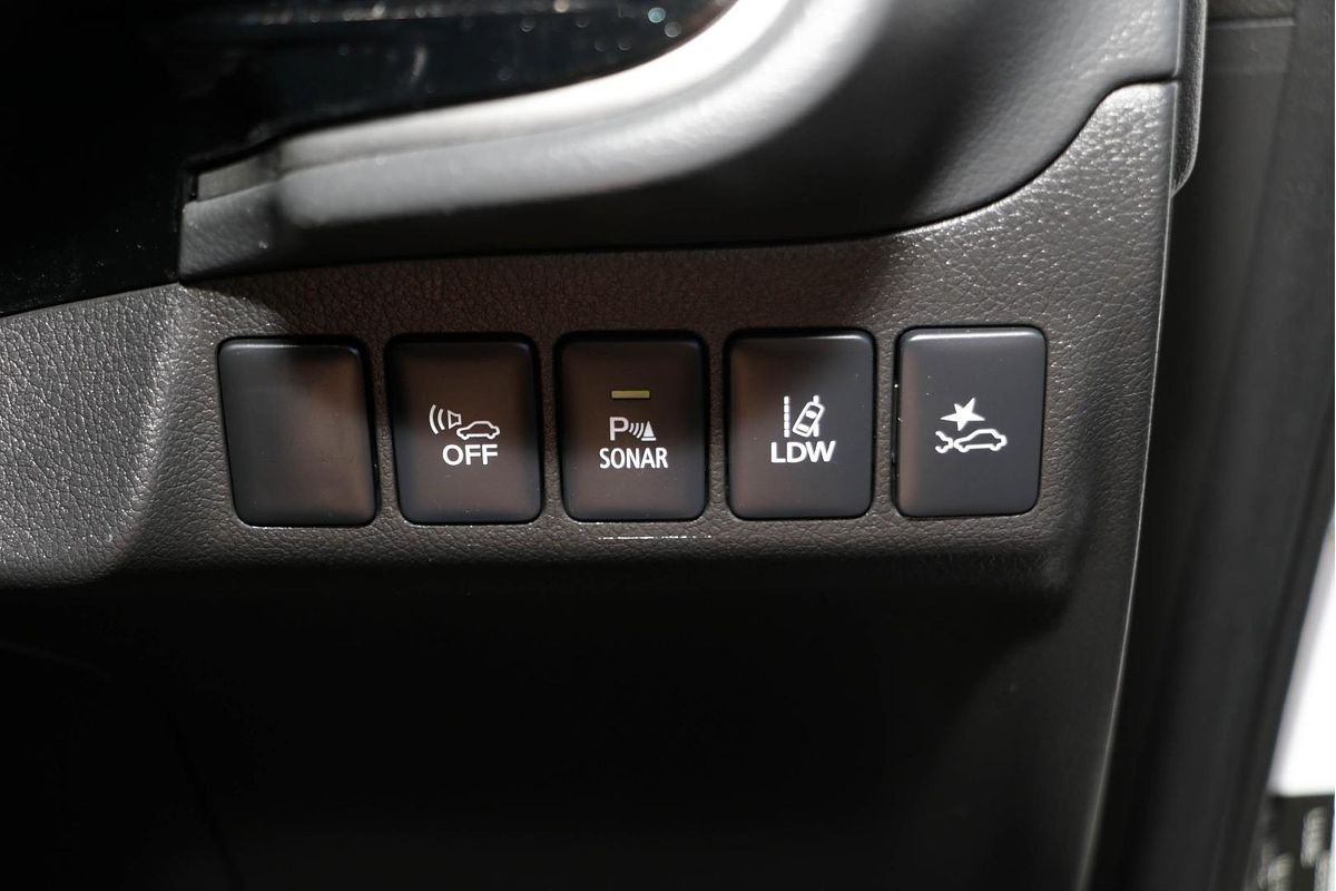 2019 Mitsubishi Outlander PHEV ES ADAS ZL