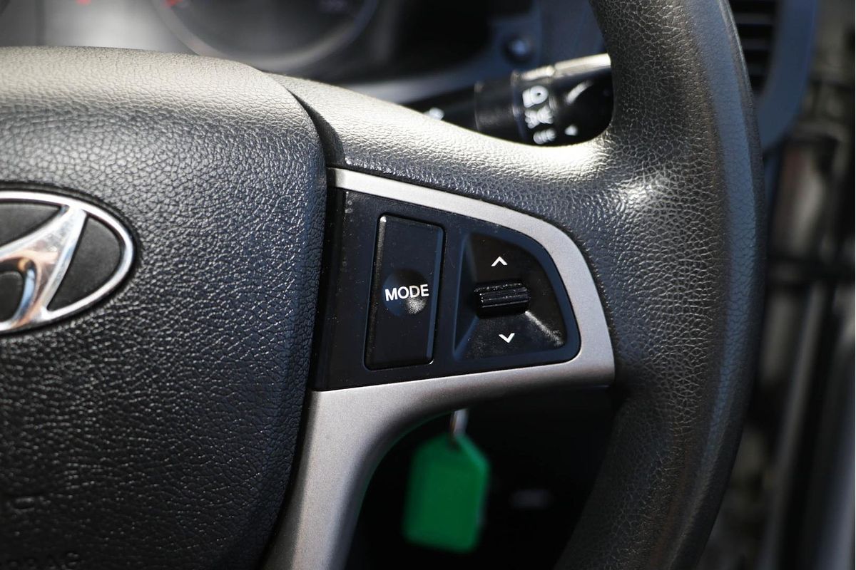 2016 Hyundai Accent Active RB3