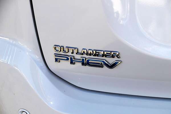 2019 Mitsubishi Outlander PHEV ES ADAS ZL