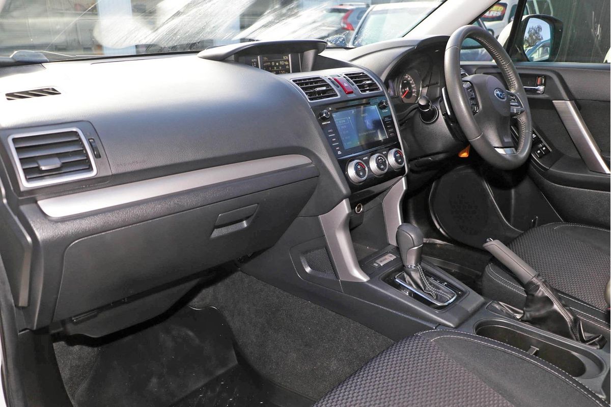 2015 Subaru Forester 2.5i-L S4