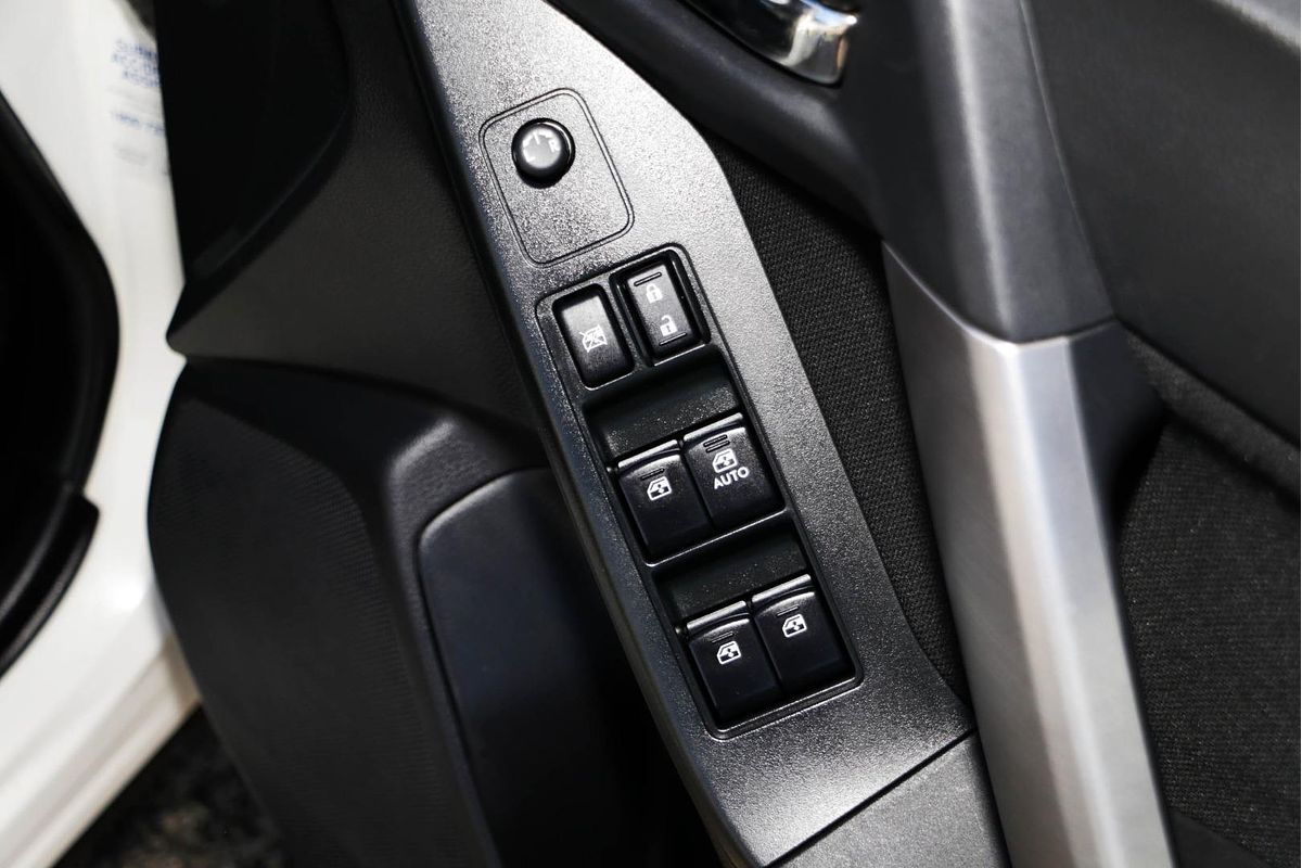 2015 Subaru Forester 2.5i-L S4