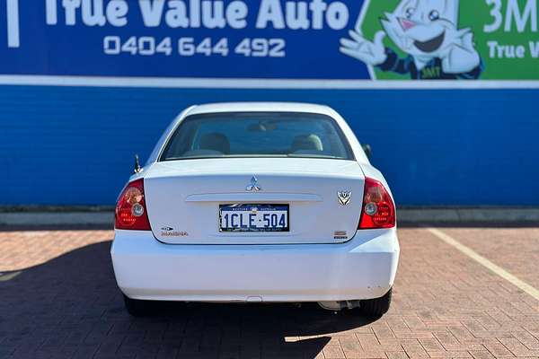 2005 Mitsubishi Magna ES TW