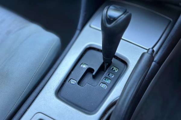 2005 Mitsubishi Magna ES TW