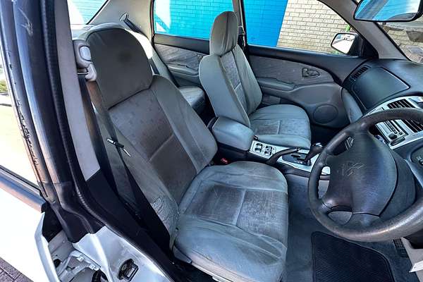 2005 Mitsubishi Magna ES TW