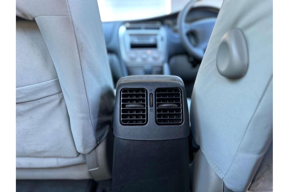 2005 Mitsubishi Magna ES TW
