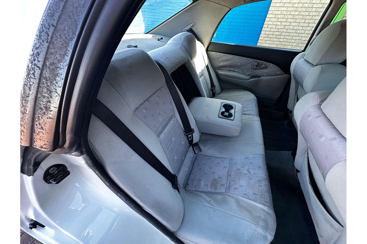 2005 Mitsubishi Magna ES TW