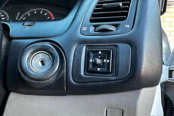 2005 Mitsubishi Magna ES TW