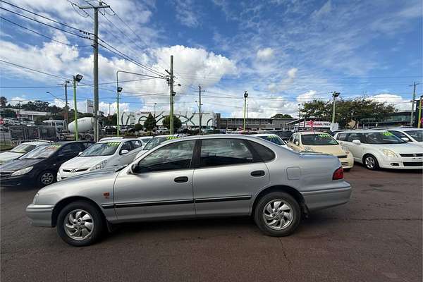2002 Toyota AVALON CONQUEST MCX10R