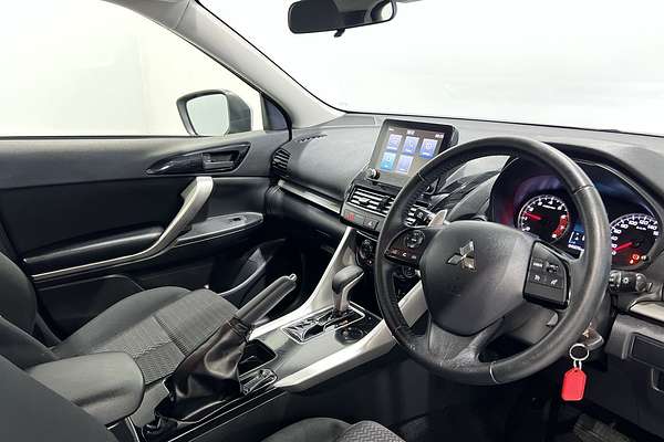 2022 Mitsubishi Eclipse Cross ES YB