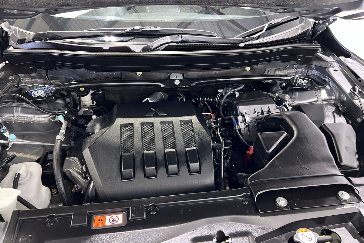 2022 Mitsubishi Eclipse Cross ES YB