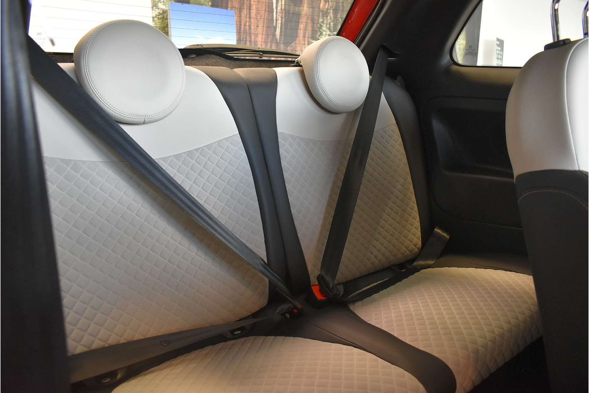 2021 Fiat 500 Dolcevita Series 9