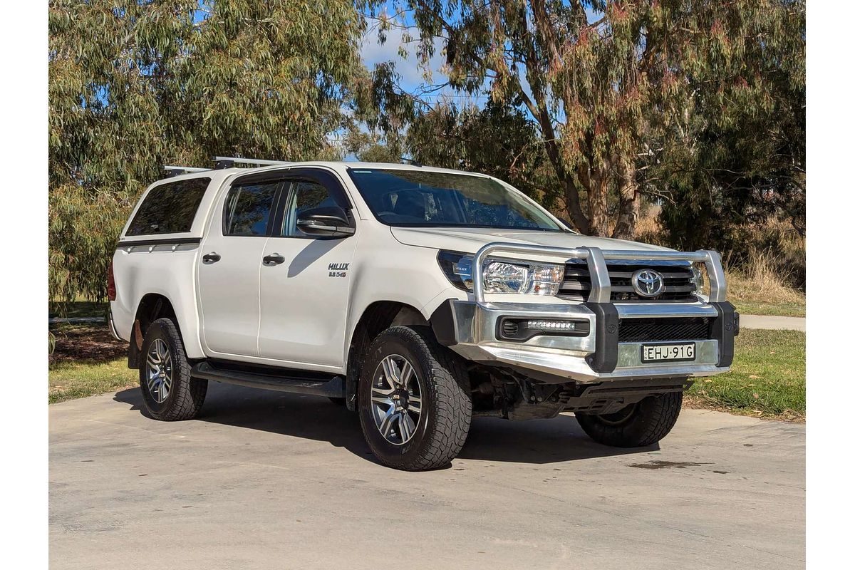 2017 Toyota Hilux SR GUN126R 4X4