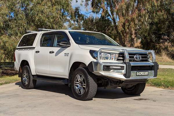 2017 Toyota Hilux SR GUN126R 4X4