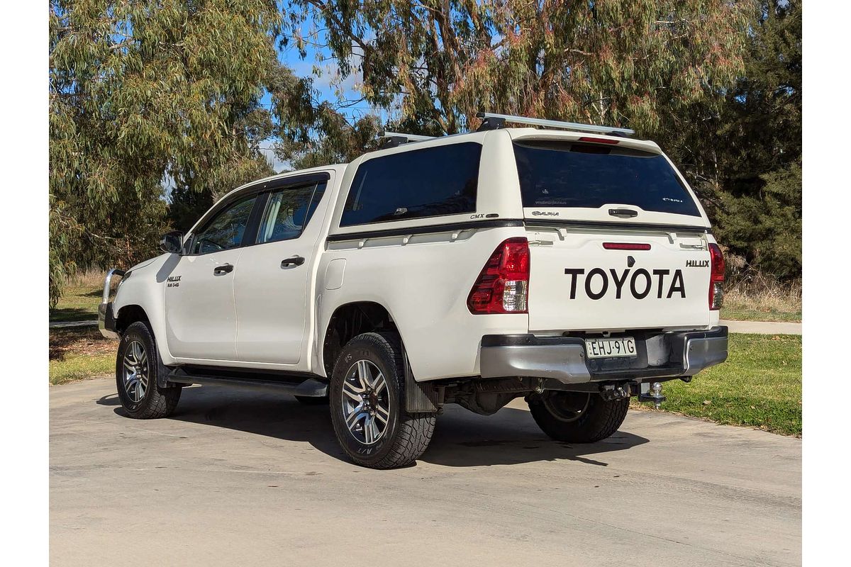 2017 Toyota Hilux SR GUN126R 4X4