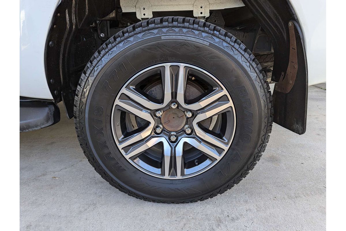 2017 Toyota Hilux SR GUN126R 4X4