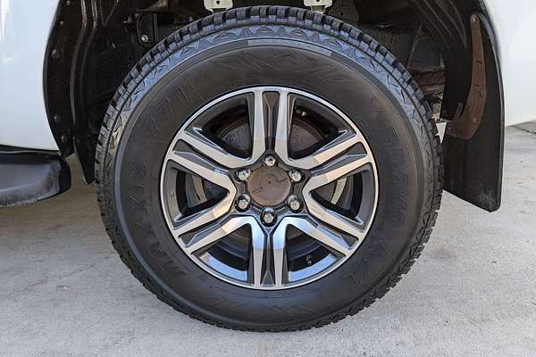 2017 Toyota Hilux SR GUN126R 4X4