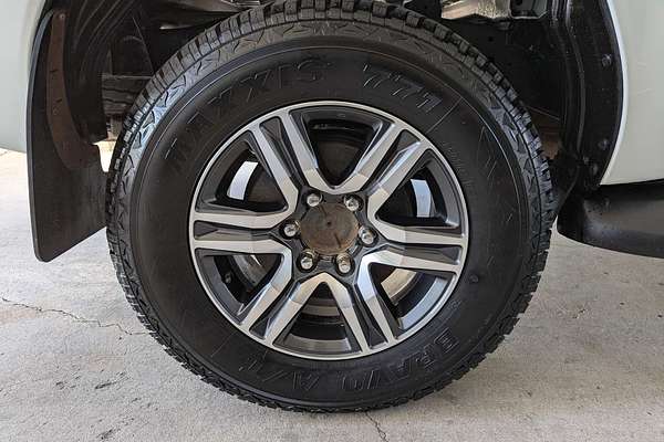 2017 Toyota Hilux SR GUN126R 4X4