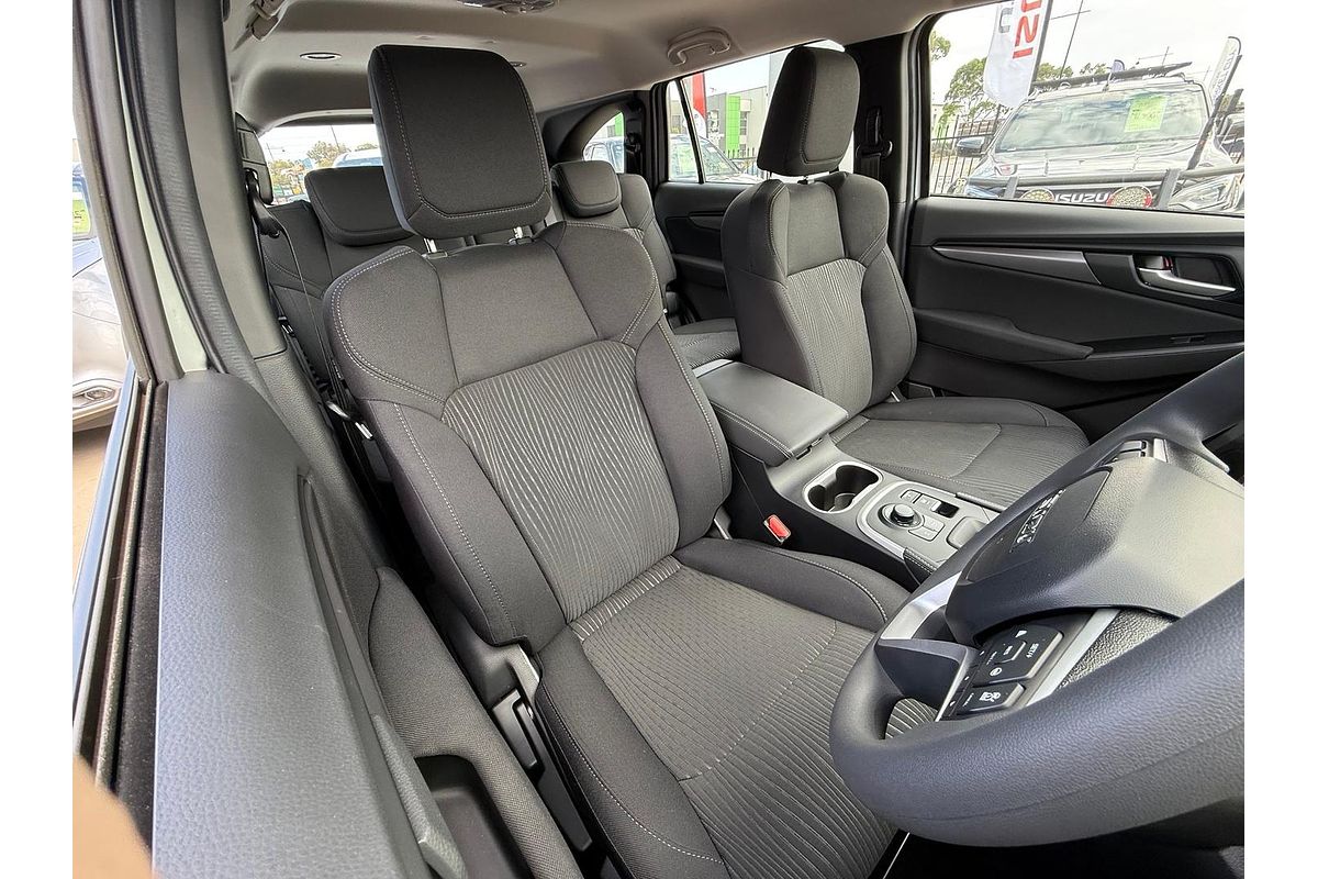 2025 Isuzu MU-X LS-M