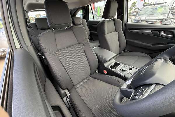 2025 Isuzu MU-X LS-M