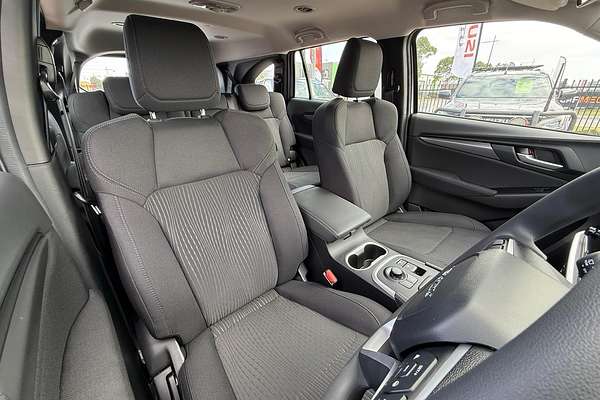 2025 Isuzu MU-X LS-M