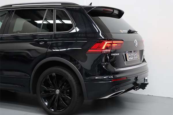 2018 Volkswagen Tiguan Wolfsburg Edition 5N