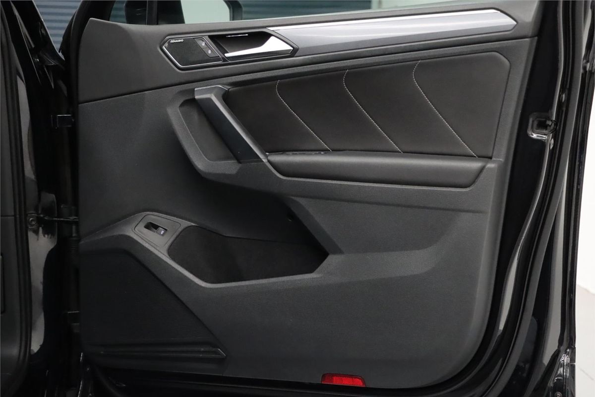 2018 Volkswagen Tiguan Wolfsburg Edition 5N
