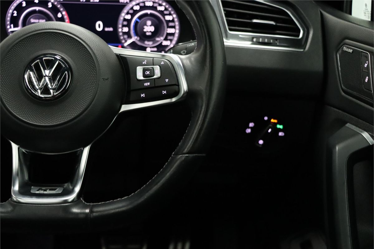 2018 Volkswagen Tiguan Wolfsburg Edition 5N